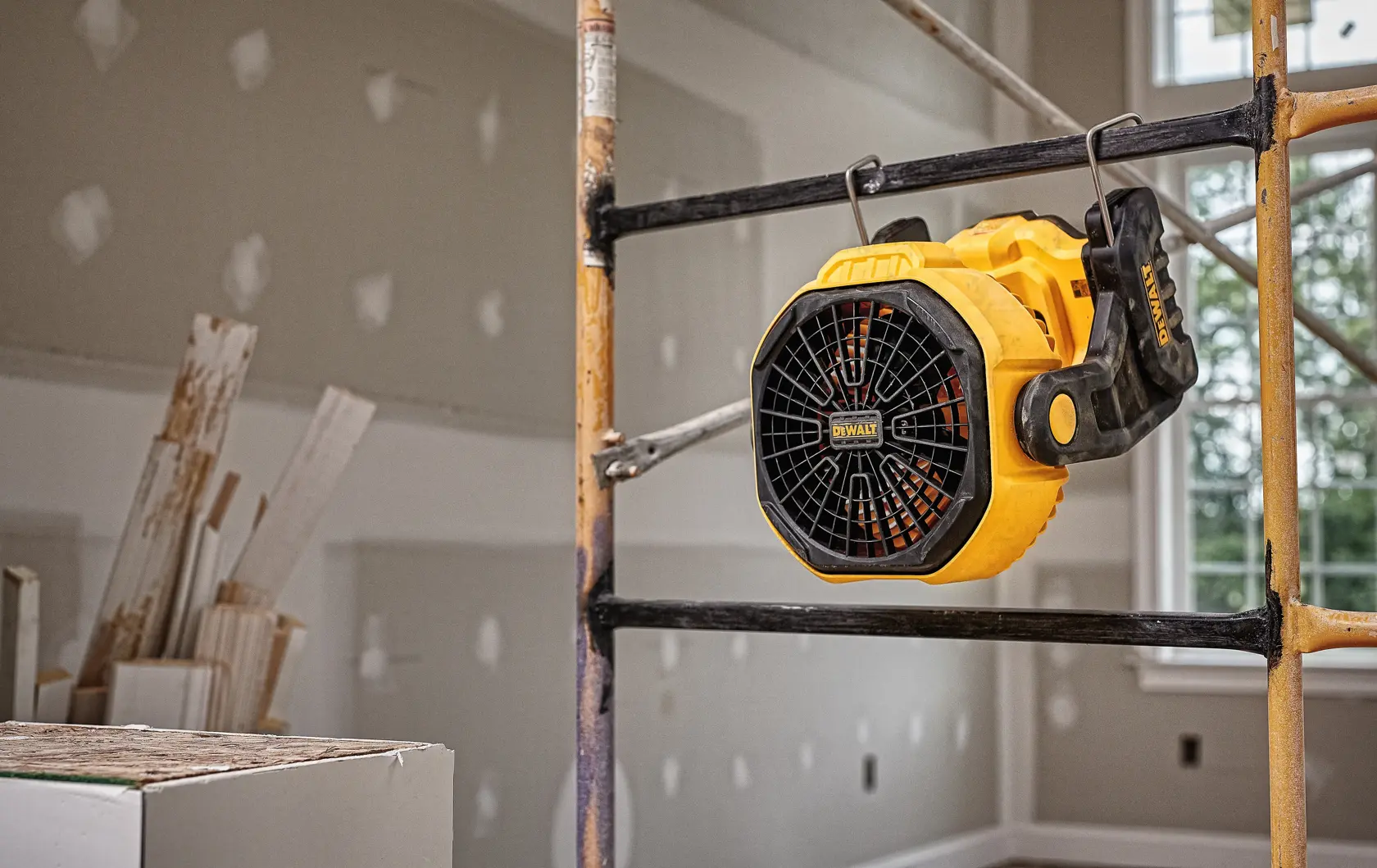 DEWALT® 18V XR® Cordless Jobsite Fan
