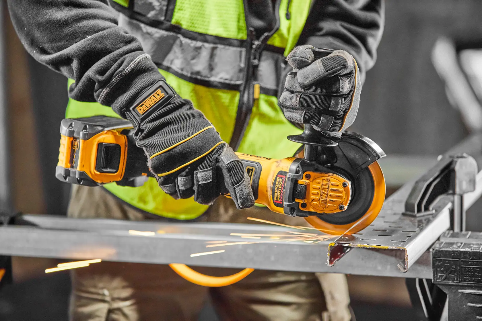 DEWALT® 18V XR® Brushless 125mm Paddle Switch Angle Grinder (Tool Only)
