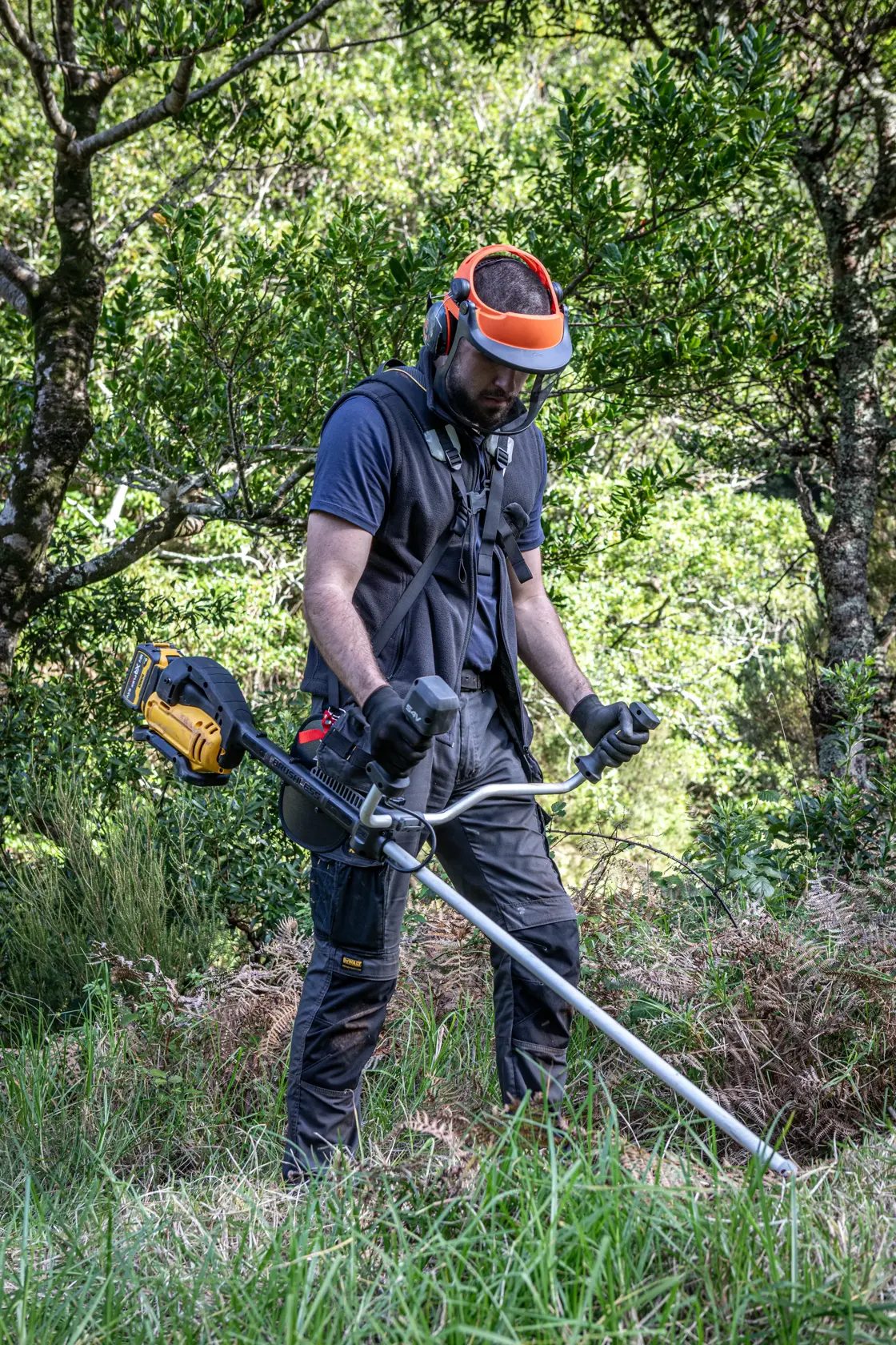 DEWALT® 54V Brushless 25cm Brush Cutter With Bike-Handle (Tool Only)