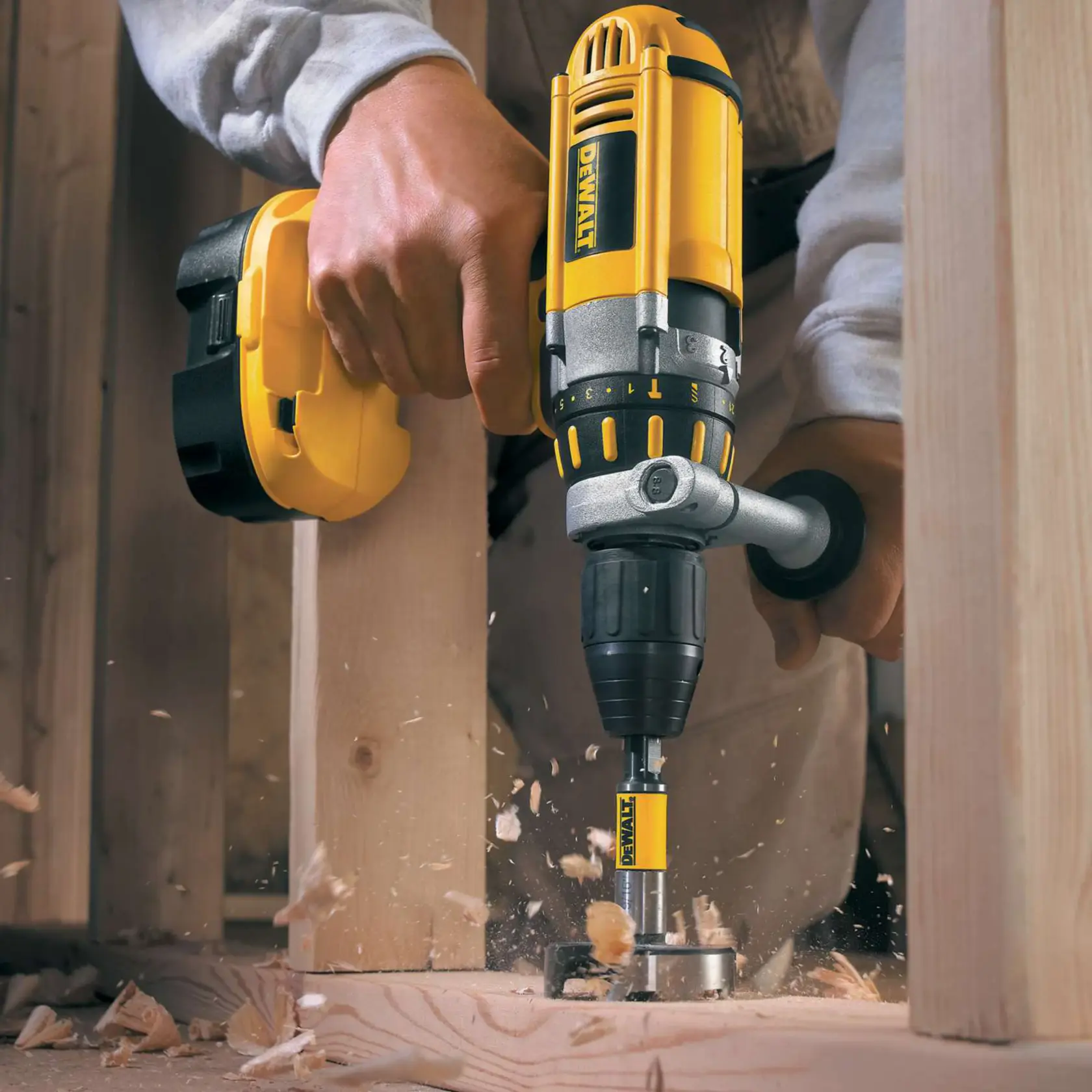 DEWALT® EXTREME 25mm Self Feed Forstner Wood Drill Bit