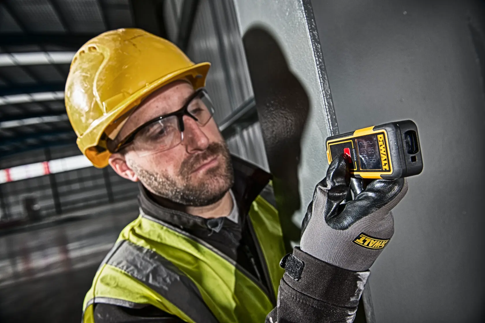 DEWALT® 30m Distance Measurer