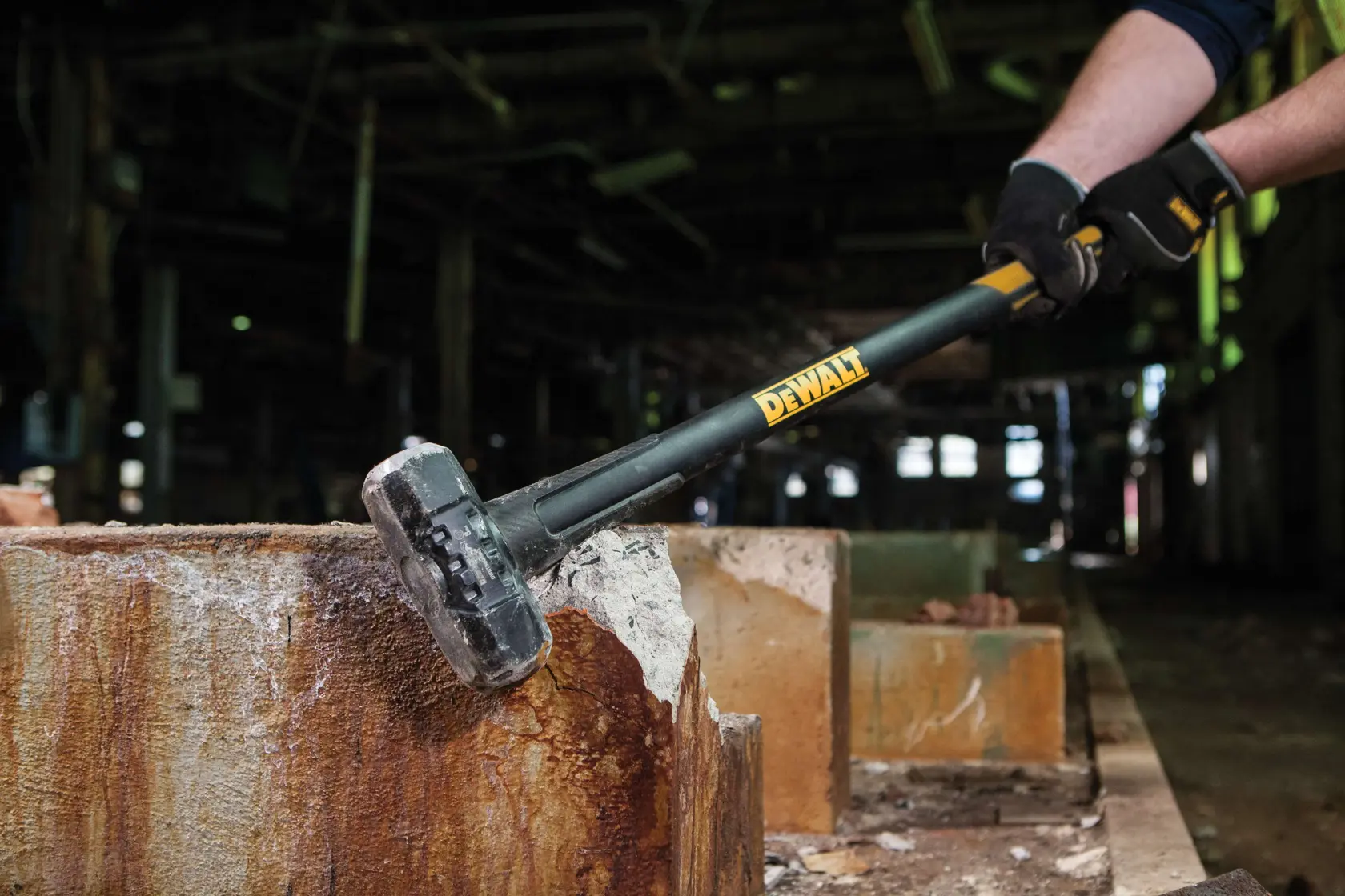 10 pound EXOCORE Sledge Hammer striking concrete.